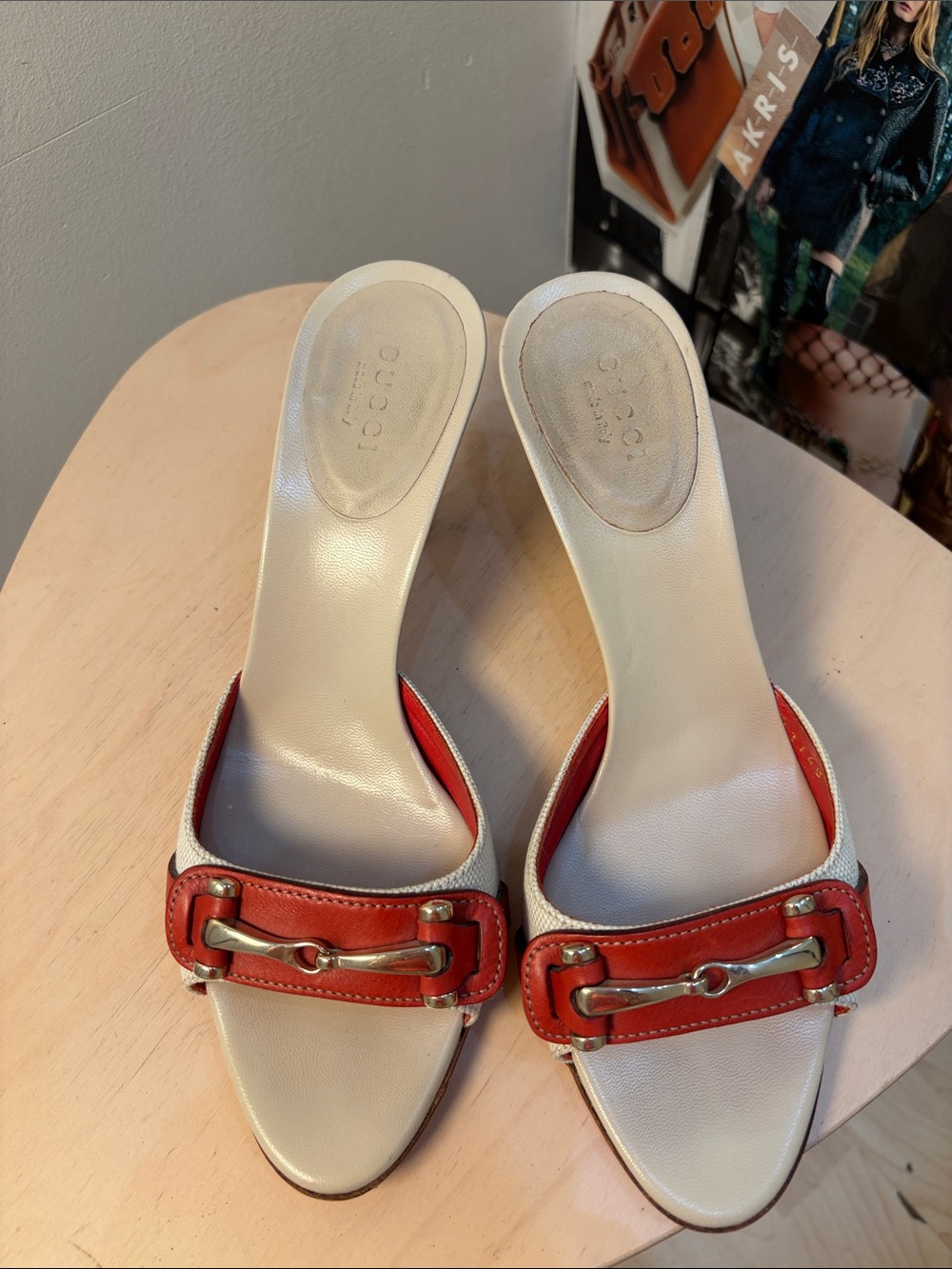 Gucci White Canvas and Red Leather Horsebit Slide Heels - Picture 3 of 7